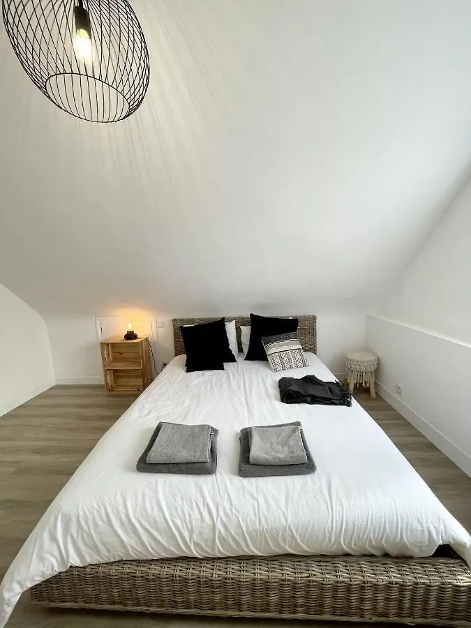 Holiday home Le Dolmen Maisonnette Ultra Cocooning - Piscine